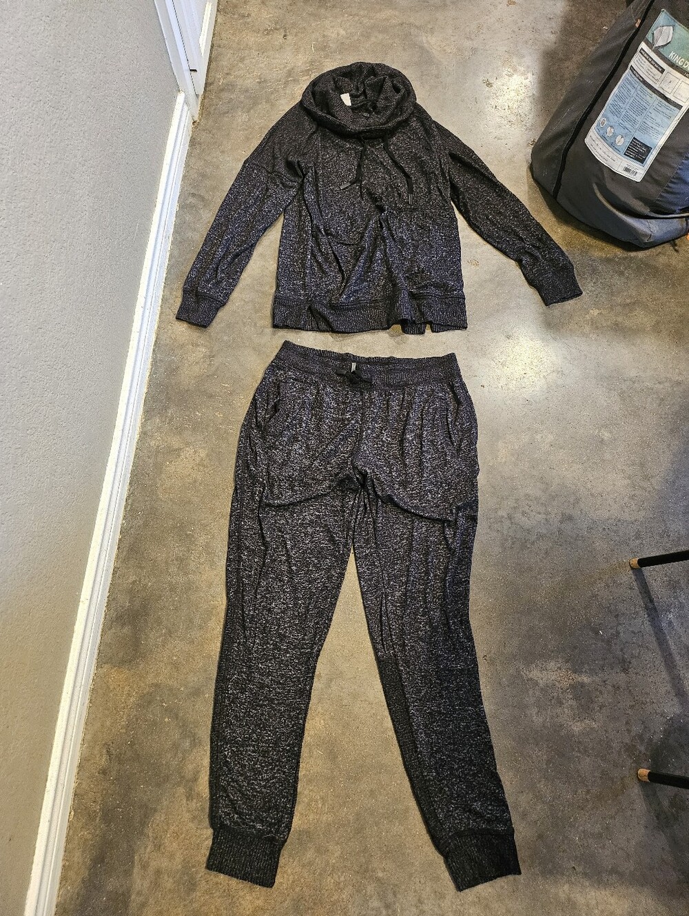 Favorite Knit Cowl Neck Pullover Sweater & Jogger Pant Charcoal Black Heather M